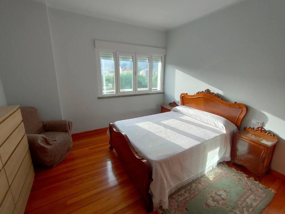 Outes Centro Apartment Serra De Outes Luaran gambar